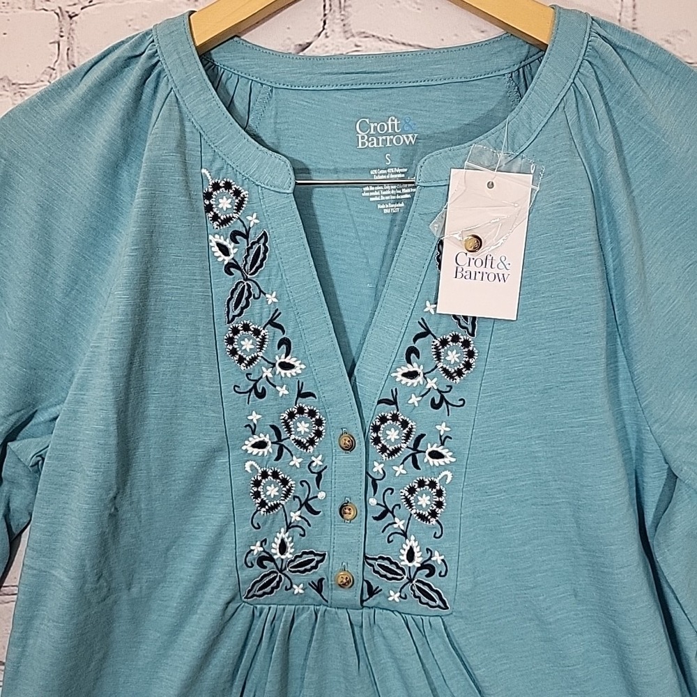 Croft & Barrow Embroidered Henley Tops Womens Small Lot of 3 Blue White Pink New - Picture 3 of 15